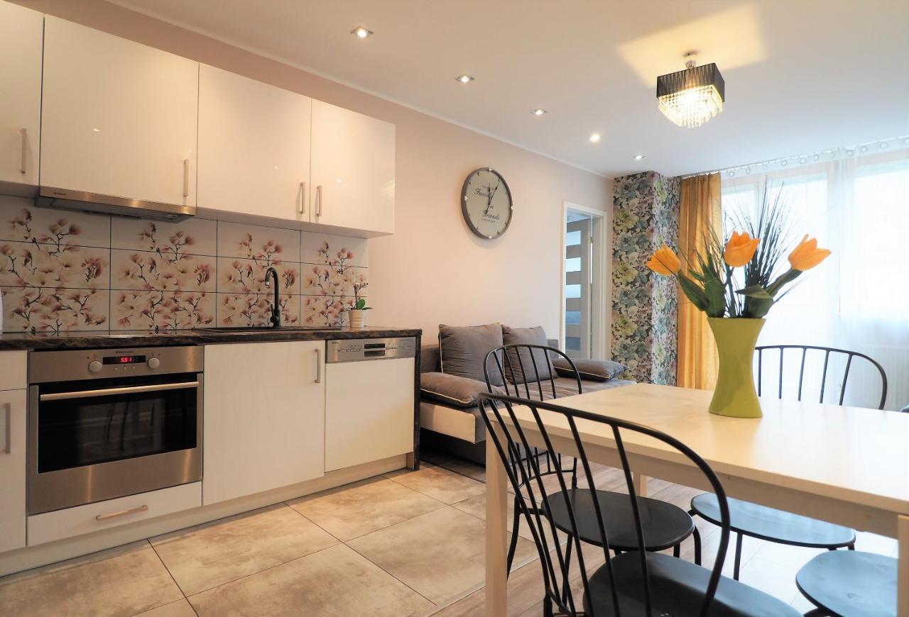 Kghn Apartments Wyszynskiego 什切青 外观 照片